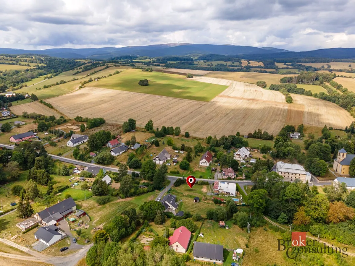 Prodej stavebního pozemku 1037 m²